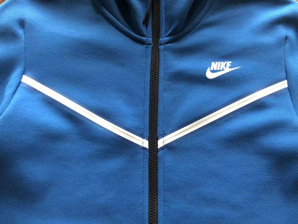 Nike TECH (completa)